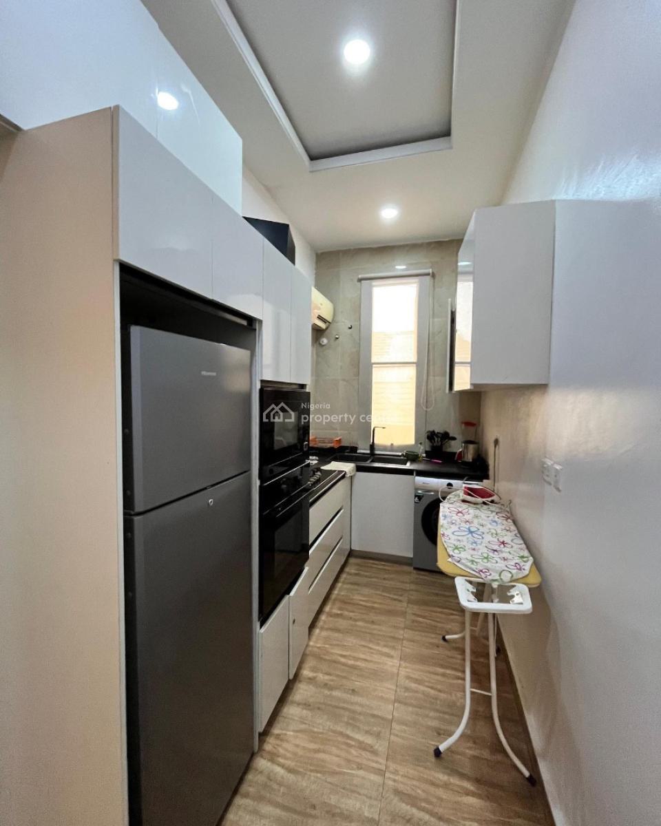 Lovely 2 Bedroom Penthouse with Bq, Lekki Phase 1, Lekki, Lagos, Detached Duplex for Sale