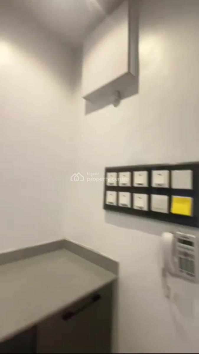 New Standard Ensuit 1 Bedroom Spacious Studio Apartment with Pool, Off Admiralty Way, Lekki Phase 1, Lekki, Lagos, Mini Flat (room and Parlour) for Sale