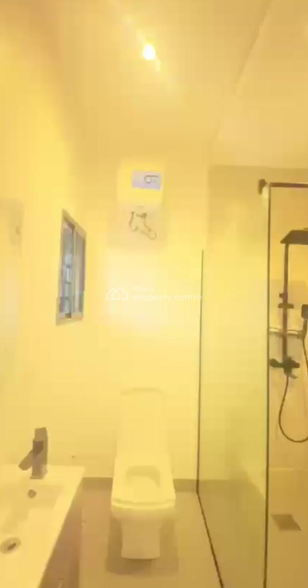 New Standard Ensuit 1 Bedroom Spacious Studio Apartment with Pool, Off Admiralty Way, Lekki Phase 1, Lekki, Lagos, Mini Flat (room and Parlour) for Sale