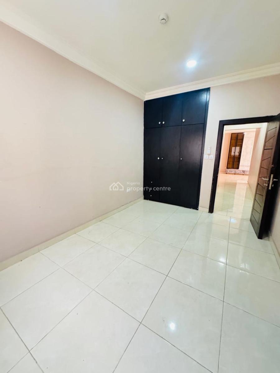 Well Maintained 3bedroom Flat, Chevy View of Estate, Lekki, Lagos, Flat / Apartment for Rent
