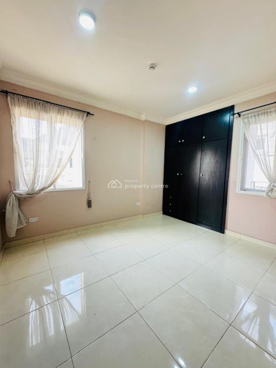 Well Maintained 3bedroom Flat, Chevy View of Estate, Lekki, Lagos, Flat / Apartment for Rent