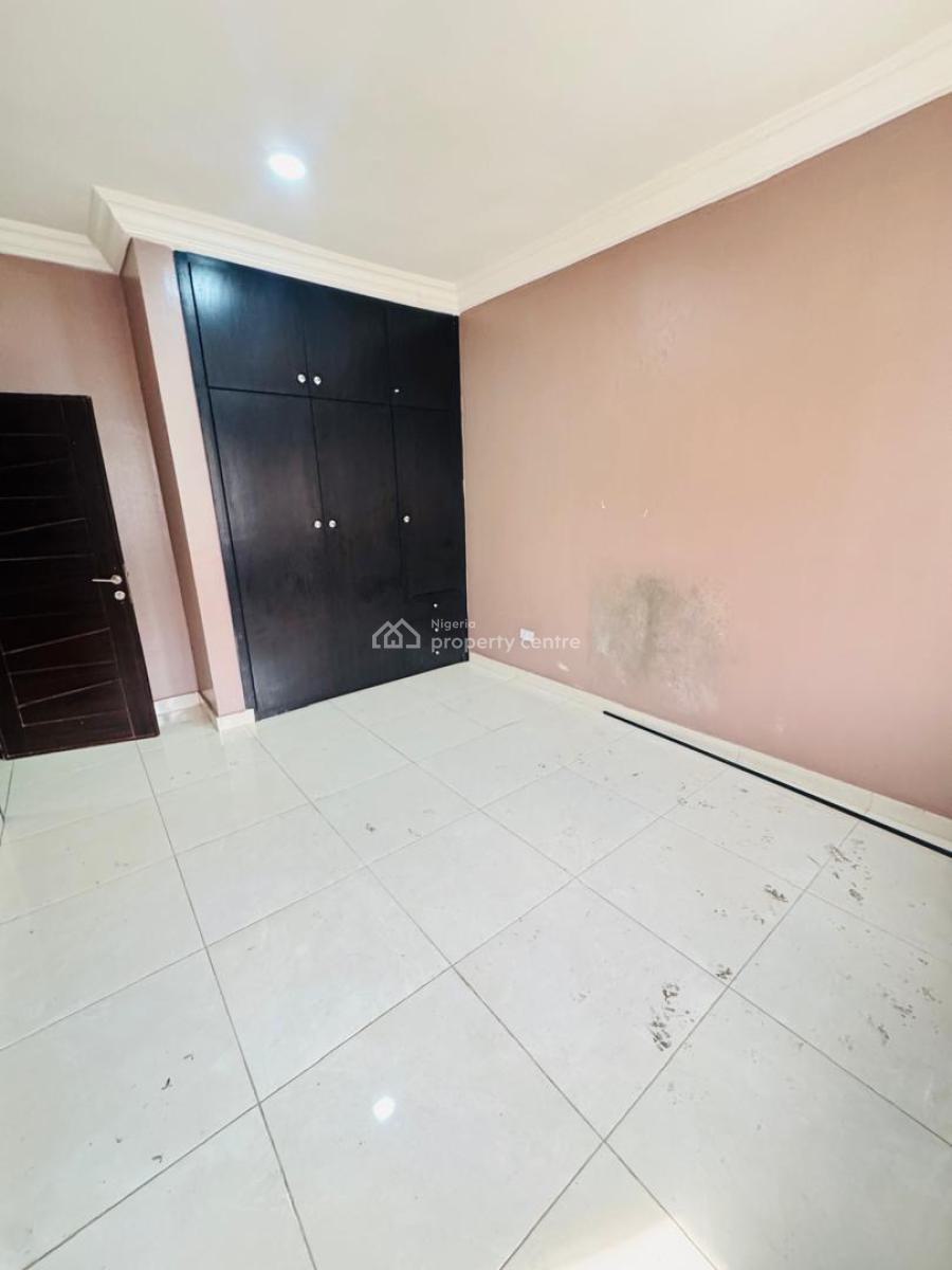 Well Maintained 3bedroom Flat, Chevy View of Estate, Lekki, Lagos, Flat / Apartment for Rent