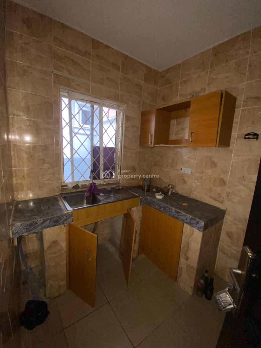 Standard 1 Bedroom Apartment, Inside an Estate Along Sunnyvale Expressway, Tarred Road, Galadimawa, Abuja, Mini Flat (room and Parlour) for Rent