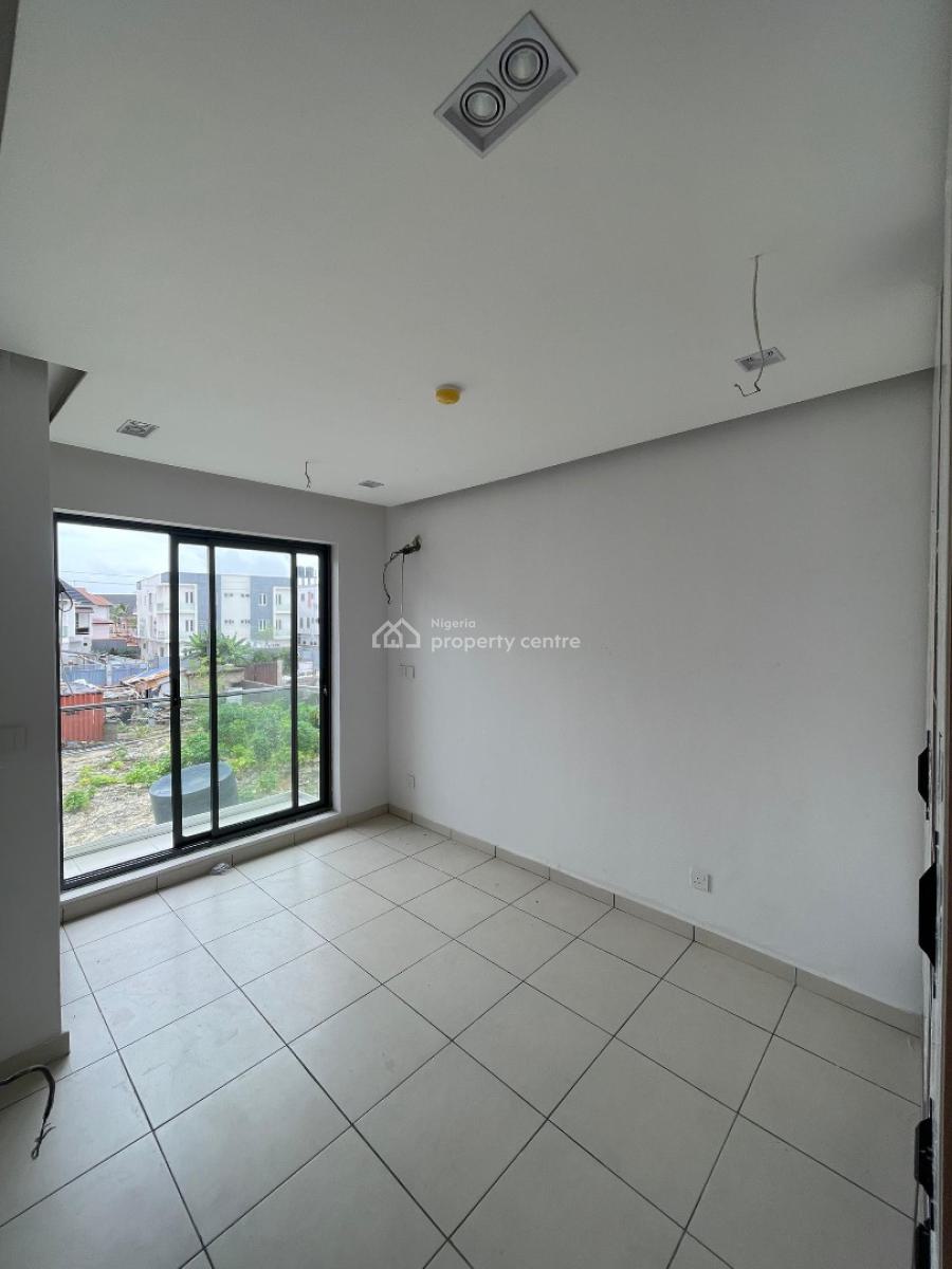 2bedroom Serviced Apartment, Ologolo, Ologolo, Lekki, Lagos, Block of Flats for Sale