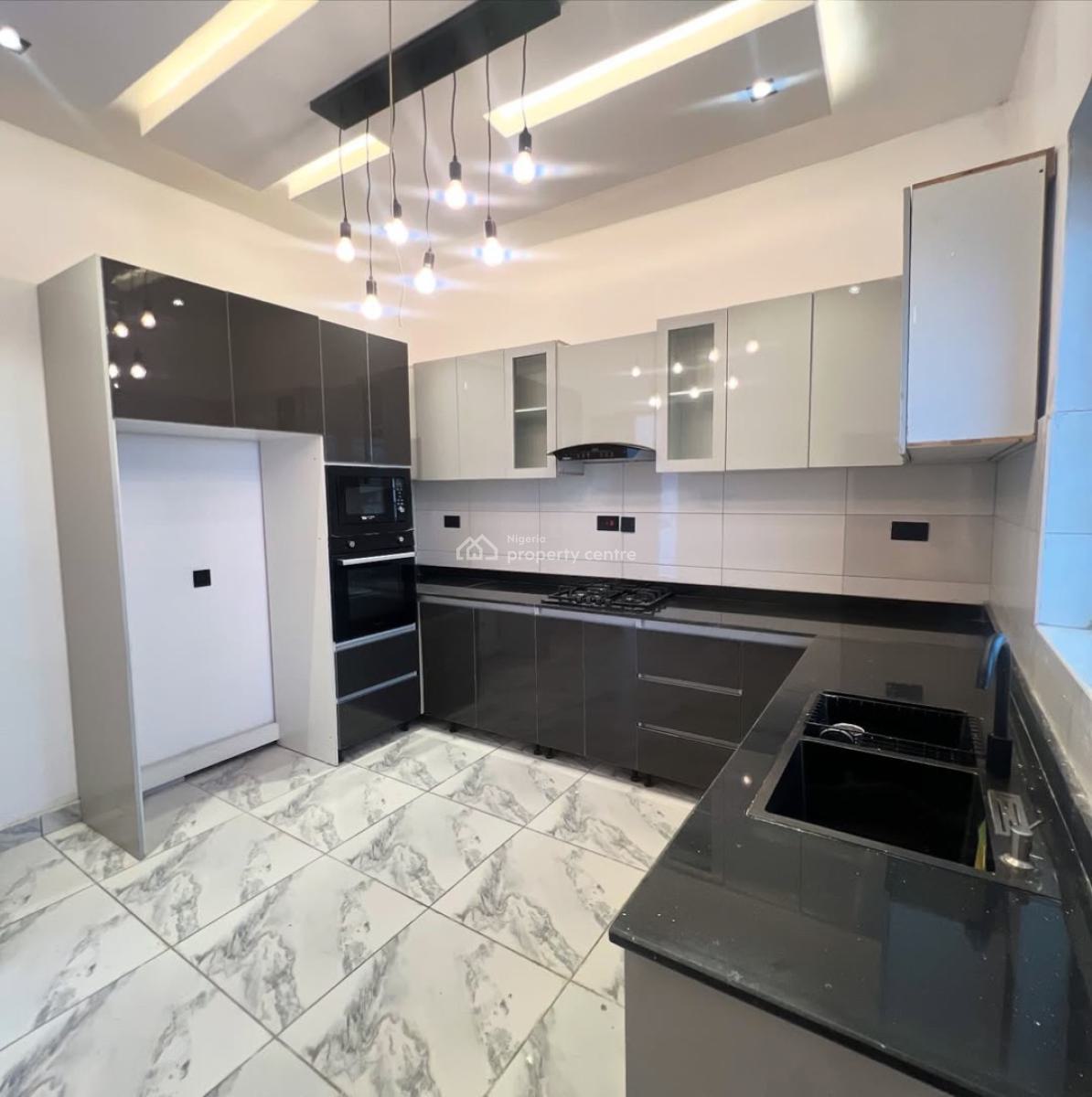 Newly Built 2 Bedroom Apartment with Pool & Gym, Ikate, Lekki, Lagos, Flat / Apartment for Sale