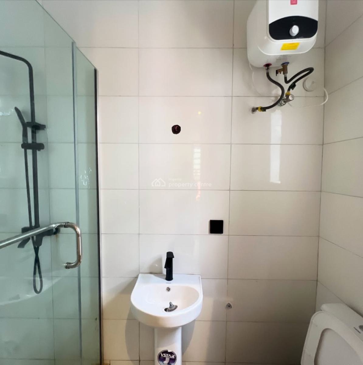 Newly Built 2 Bedroom Apartment with Pool & Gym, Ikate, Lekki, Lagos, Flat / Apartment for Sale