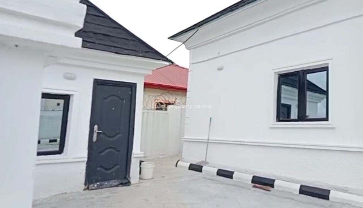 3 Bedroom Detached Bungalow and 2 Units of Bqs, Lokogoma, Lokogoma District, Abuja, Detached Bungalow for Sale