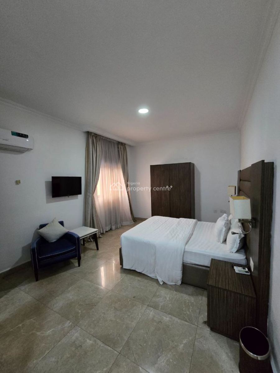 Lovely Furnished and Serviced 3 Bedroom Flat with a Room Bq, Victoria Island (vi), Lagos, Flat / Apartment for Rent