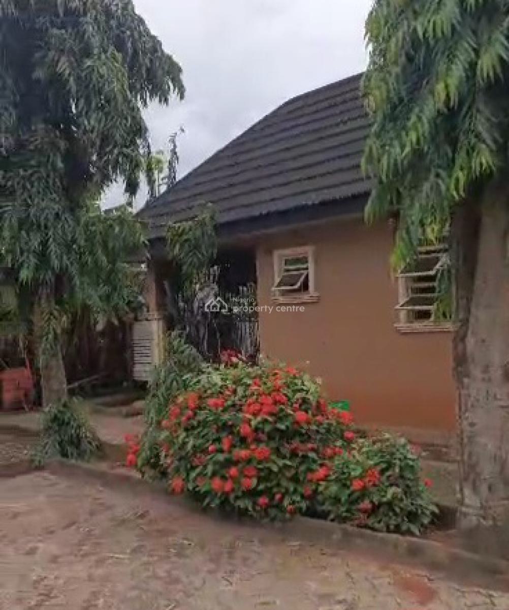 6bedroom Duplex 3 Sitting Rooms 120ft By 200ft Land, Ugbor Village Road, Gra, Benin, Oredo, Edo, Detached Duplex for Sale