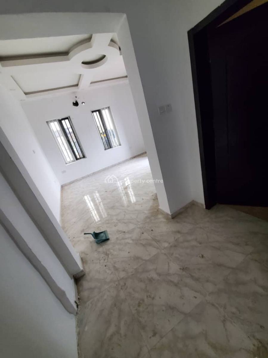 Serviced  1 Bedroom with Balcony &  Open Plan Kitchen, Ikate, Lekki, Lagos, Mini Flat (room and Parlour) for Rent