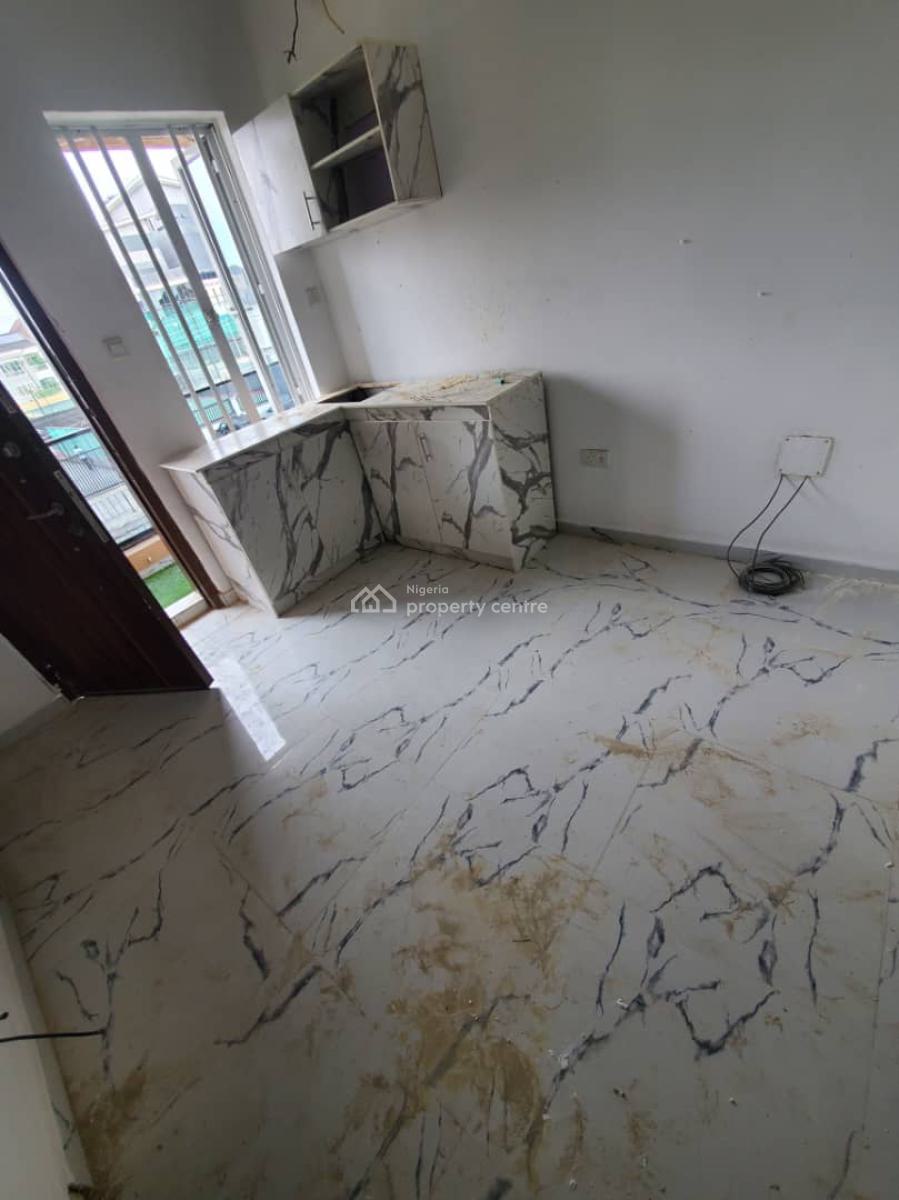 Serviced  1 Bedroom with Balcony &  Open Plan Kitchen, Ikate, Lekki, Lagos, Mini Flat (room and Parlour) for Rent