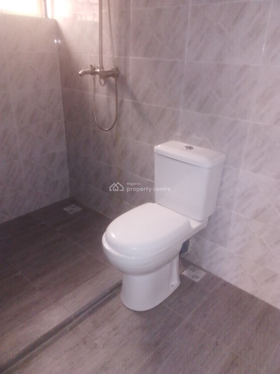 Well Maintained 3 Bedroom Flat, Bashorun Majek.., Sangotedo, Ajah, Lagos, Flat / Apartment for Rent