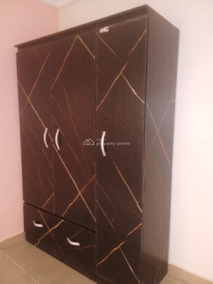 Well Maintained 3 Bedroom Flat, Bashorun Majek.., Sangotedo, Ajah, Lagos, Flat / Apartment for Rent