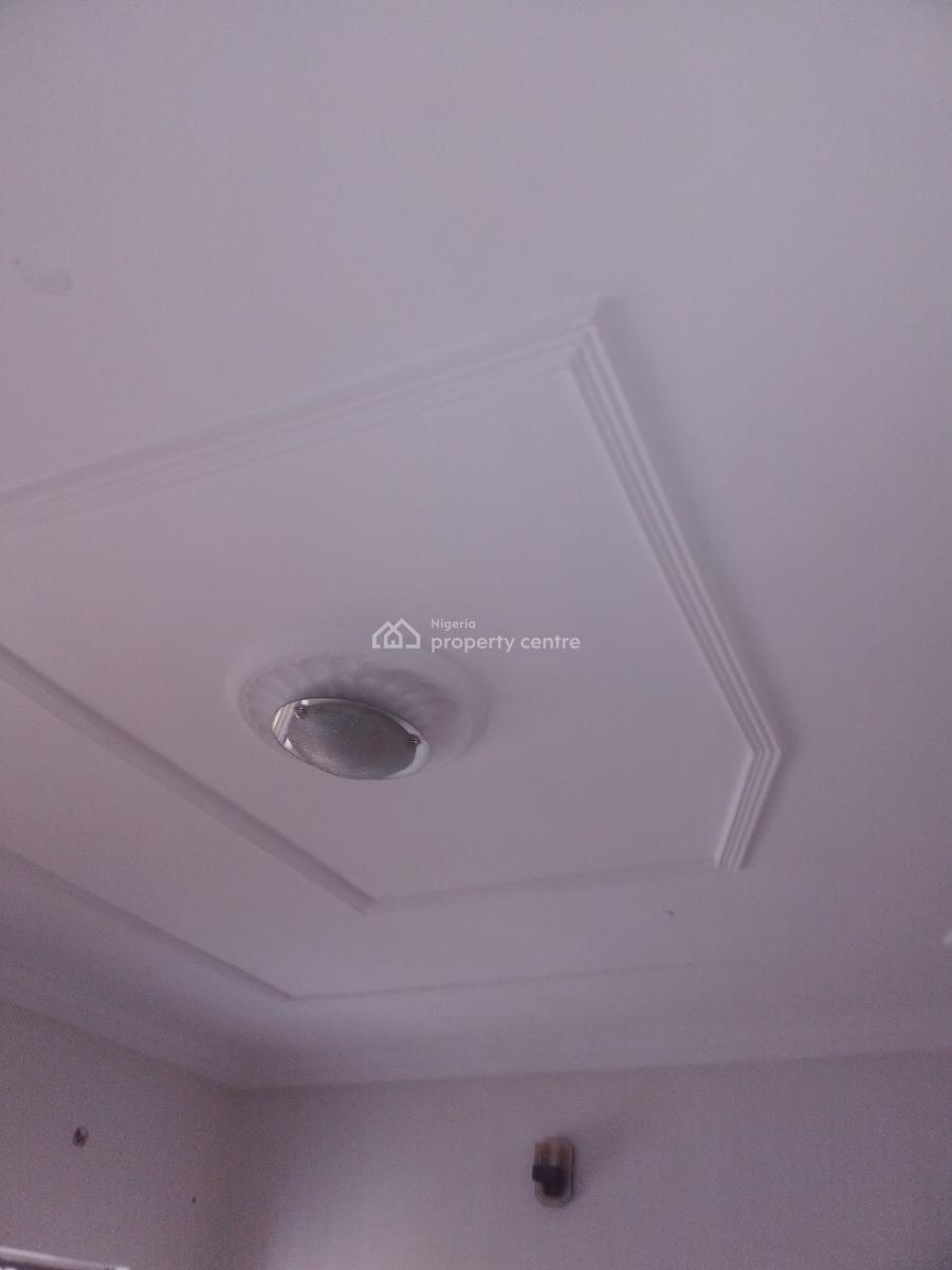 Well Maintained 3 Bedroom Flat, Bashorun Majek.., Sangotedo, Ajah, Lagos, Flat / Apartment for Rent