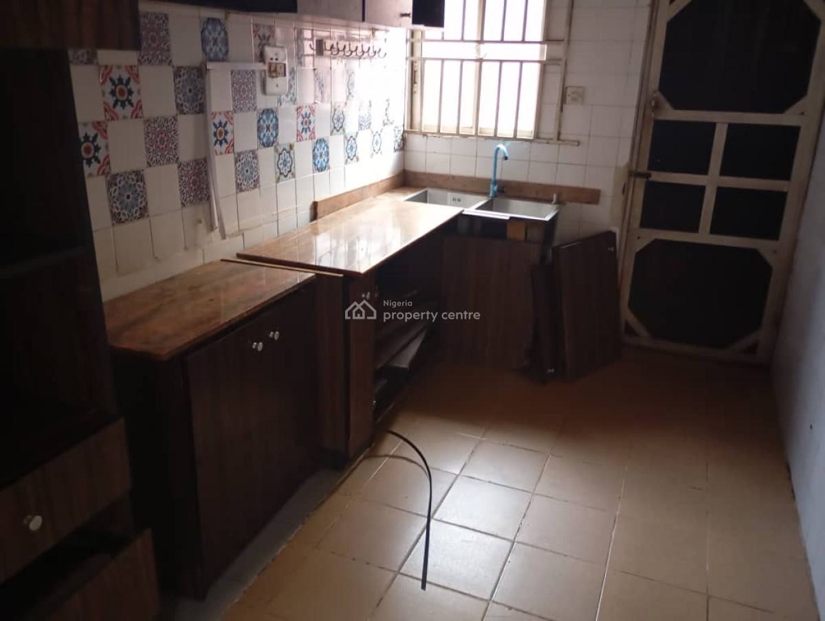 3 Bedroom Apartment (ensuite), Adeniyi Jones, Ikeja, Lagos, Flat / Apartment for Rent