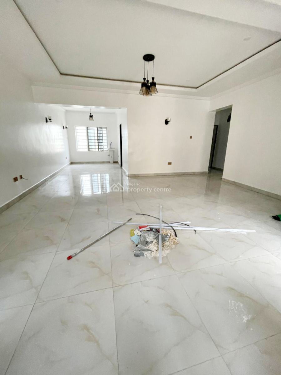 Massive 2bedroom Apartment in a Secure Environment, Lifecamp Berger Clinic, Life Camp, Abuja, Flat / Apartment for Rent