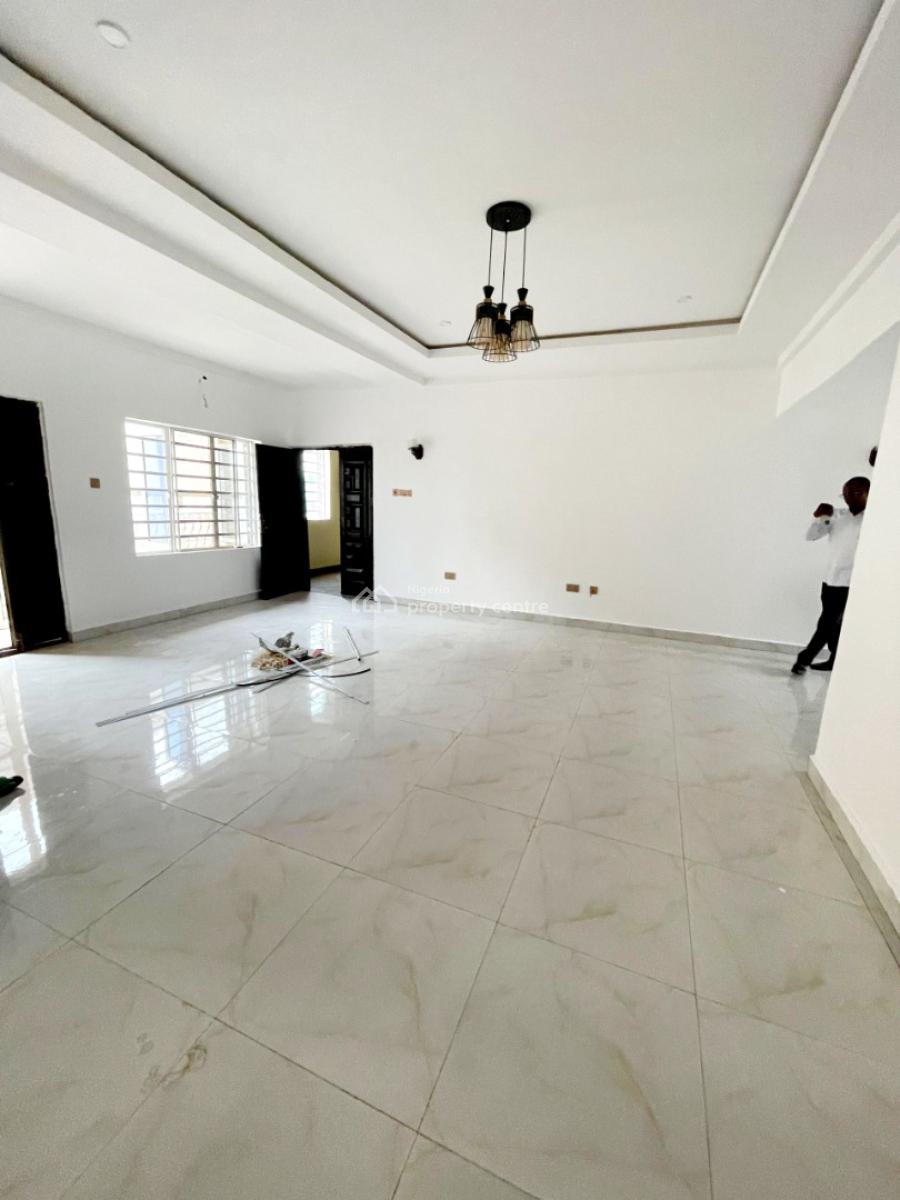 Massive 2bedroom Apartment in a Secure Environment, Lifecamp Berger Clinic, Life Camp, Abuja, Flat / Apartment for Rent