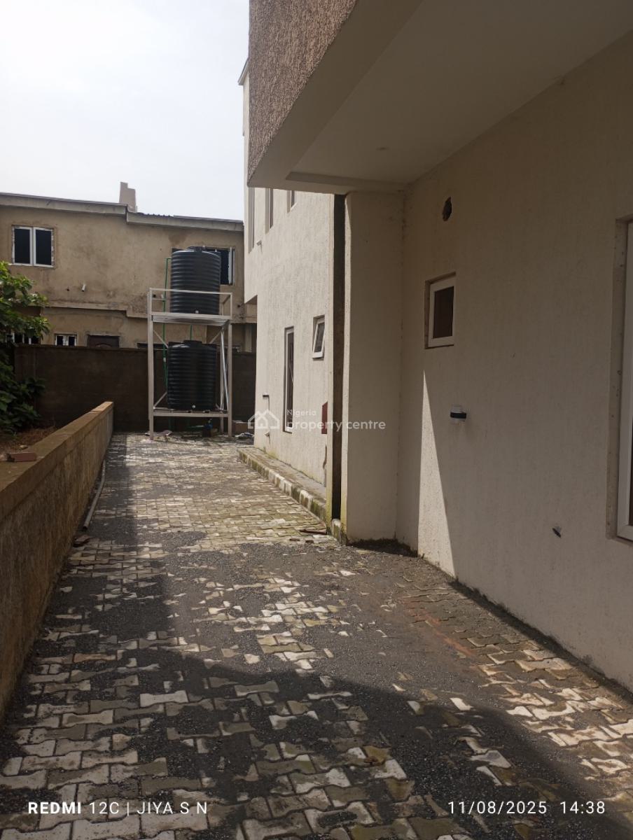 Newly Built and Specious 5-bedroom Semi Detached Duplex with Bq, By Galadimawa Roundabout Before Dantata Bridge, Kukwaba, Abuja, Semi-detached Duplex for Rent