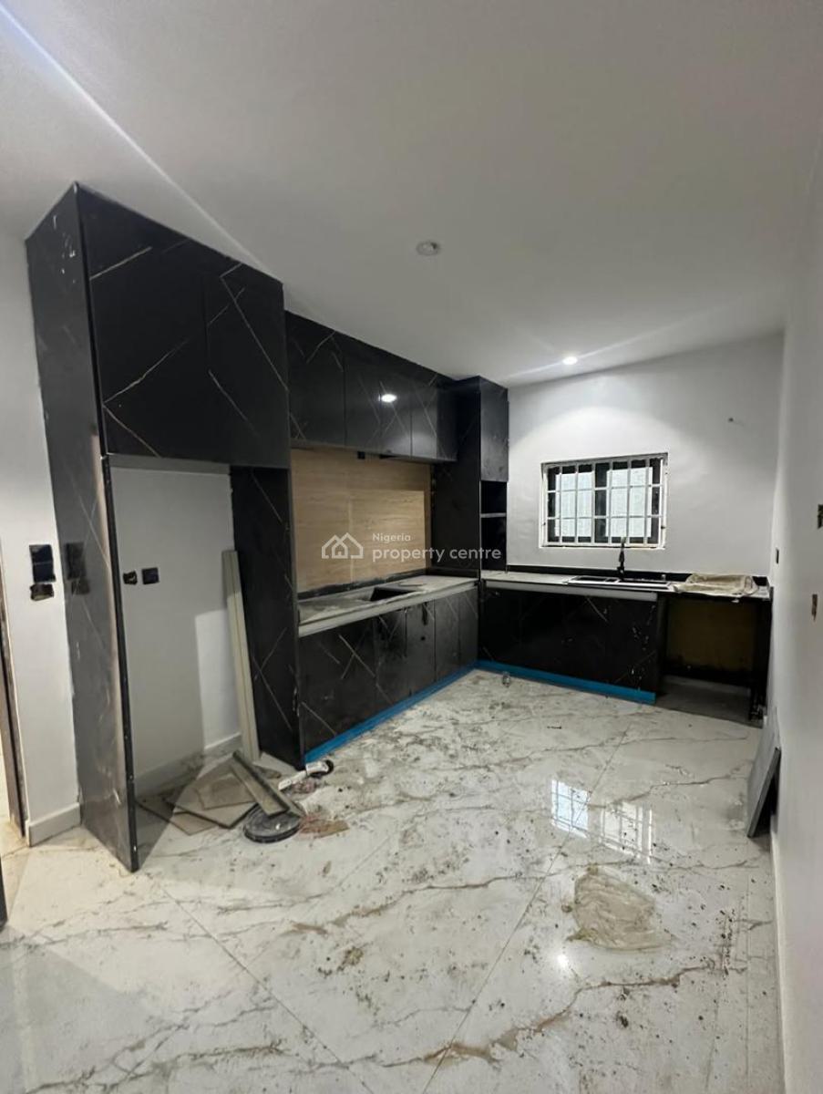 Beautiful 2 Bedroom Spacious & Serviced Apartment, Diplomatic Zone, Katampe Extension, Katampe, Abuja, Flat / Apartment for Rent