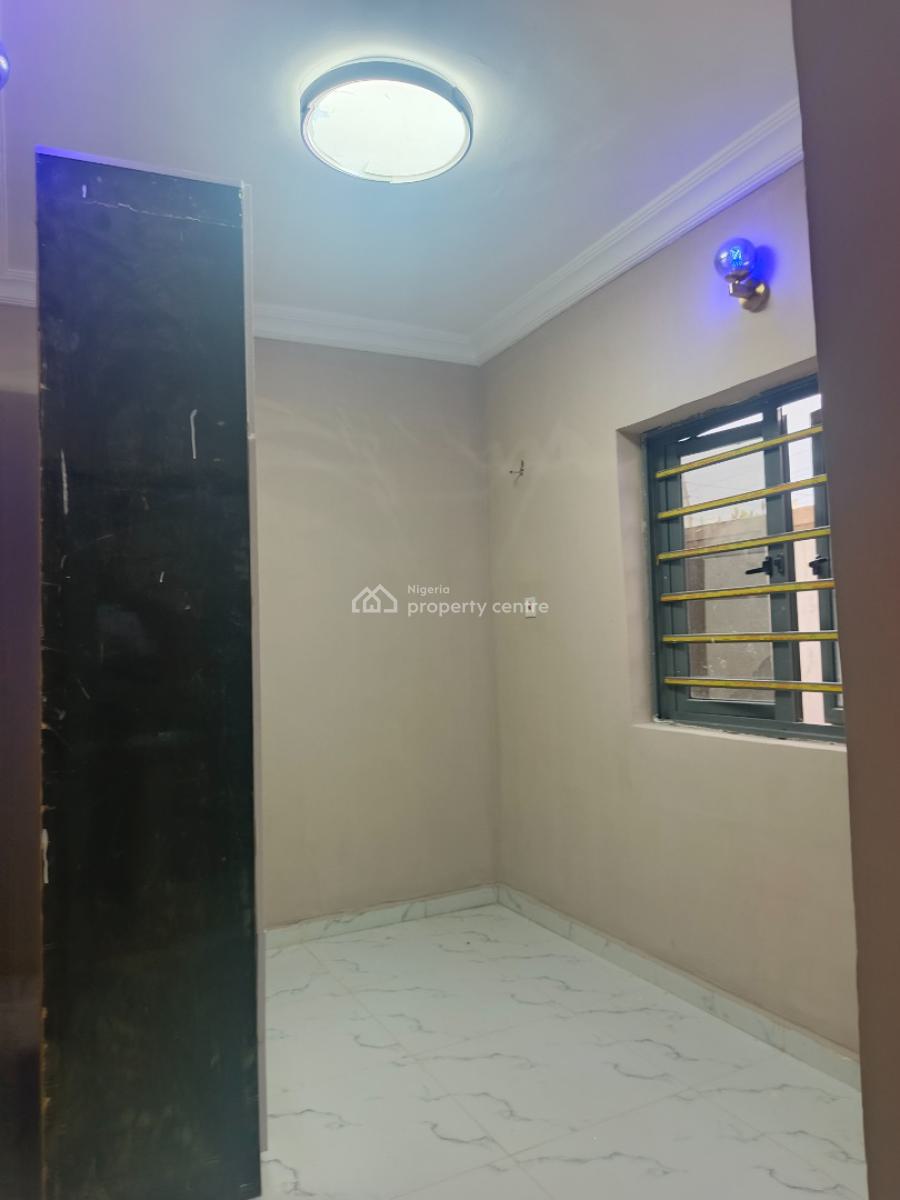 Miniflat, Serene Estate, Magboro, Ogun, Mini Flat (room and Parlour) for Rent