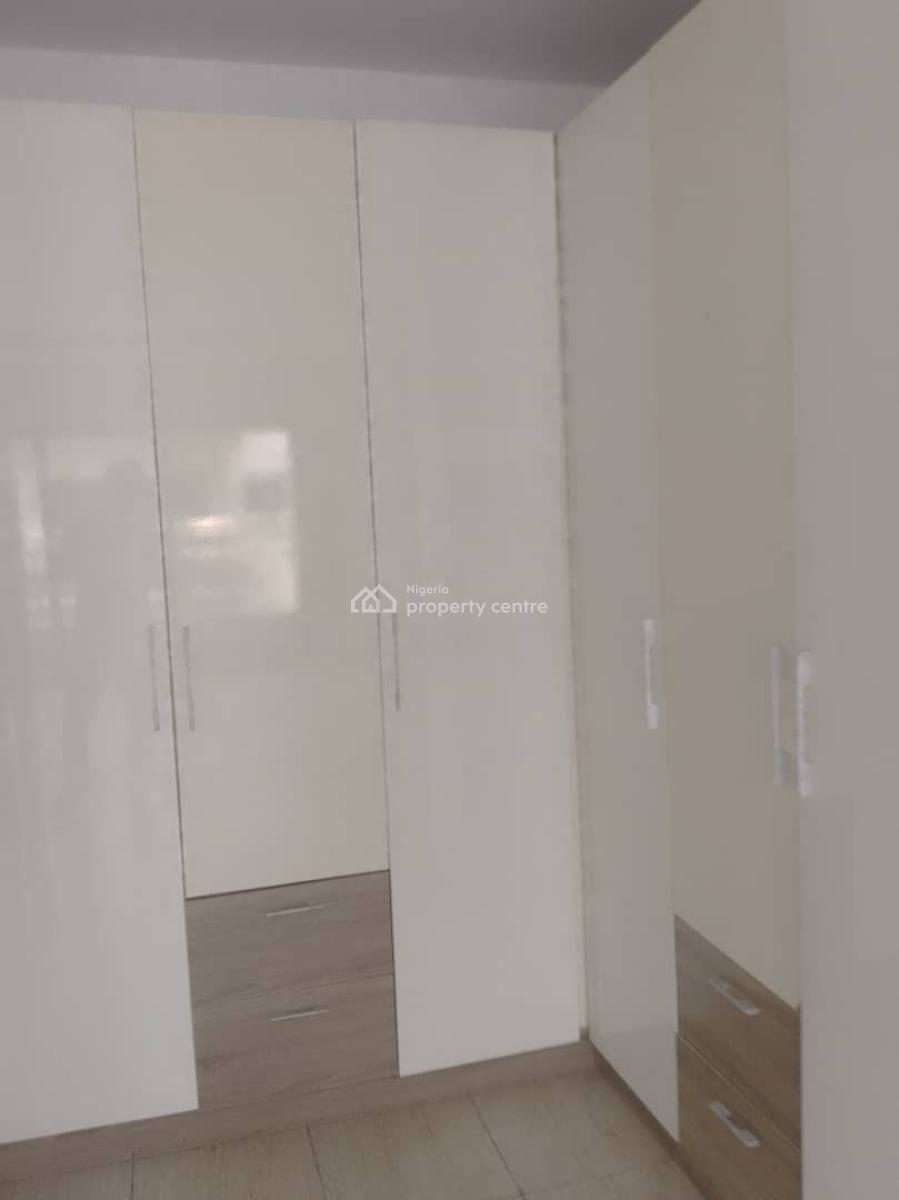 4, Lekki Phase 1, Lekki, Lagos, Terraced Duplex for Rent