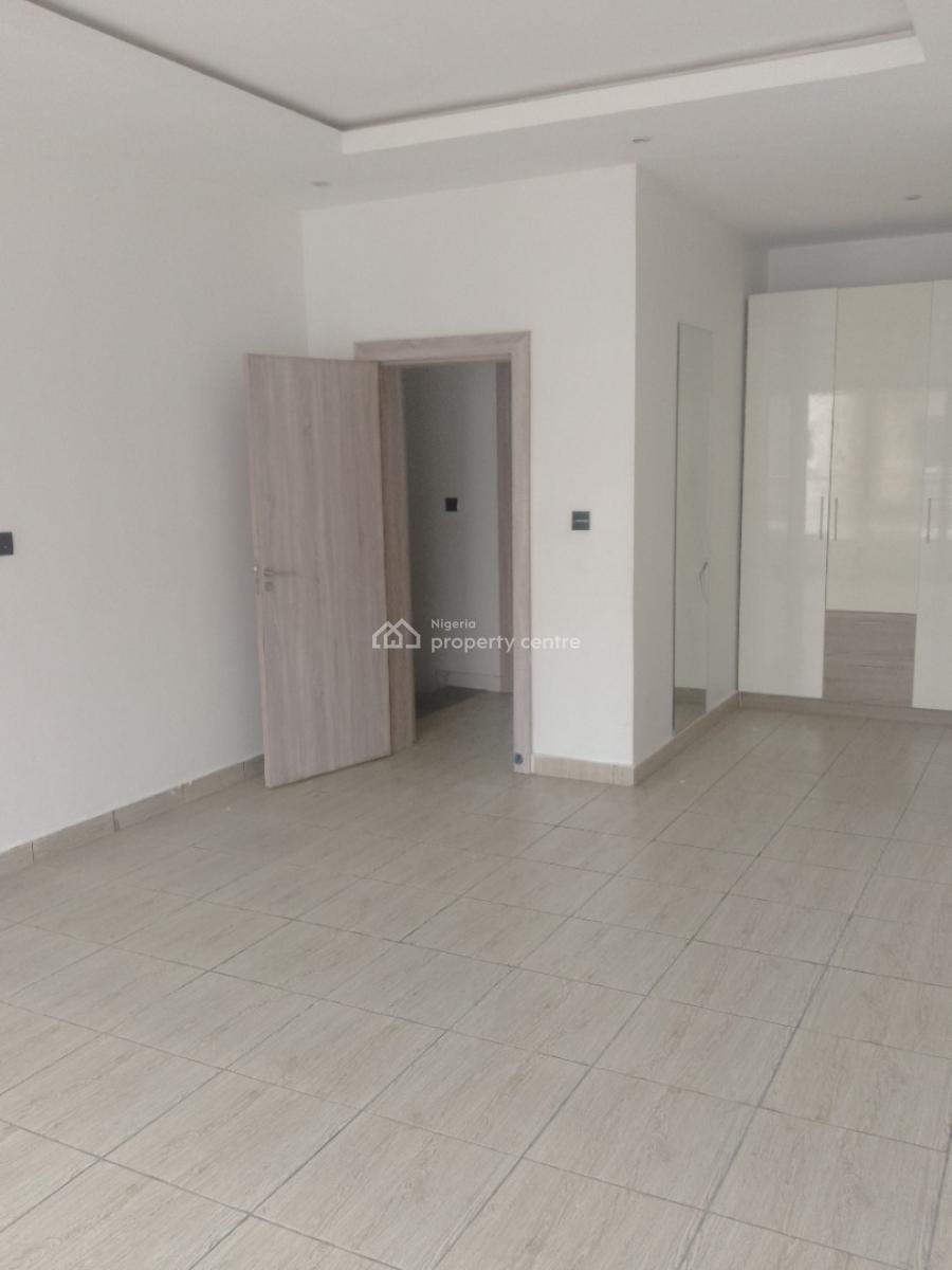 4, Lekki Phase 1, Lekki, Lagos, Terraced Duplex for Rent