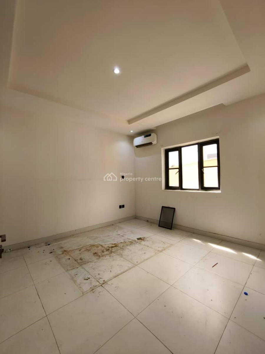 Luxury Spacious 4 Bedroom Terrace  with Bq, Lekki Phase 1, Lekki, Lagos, Terraced Duplex for Rent