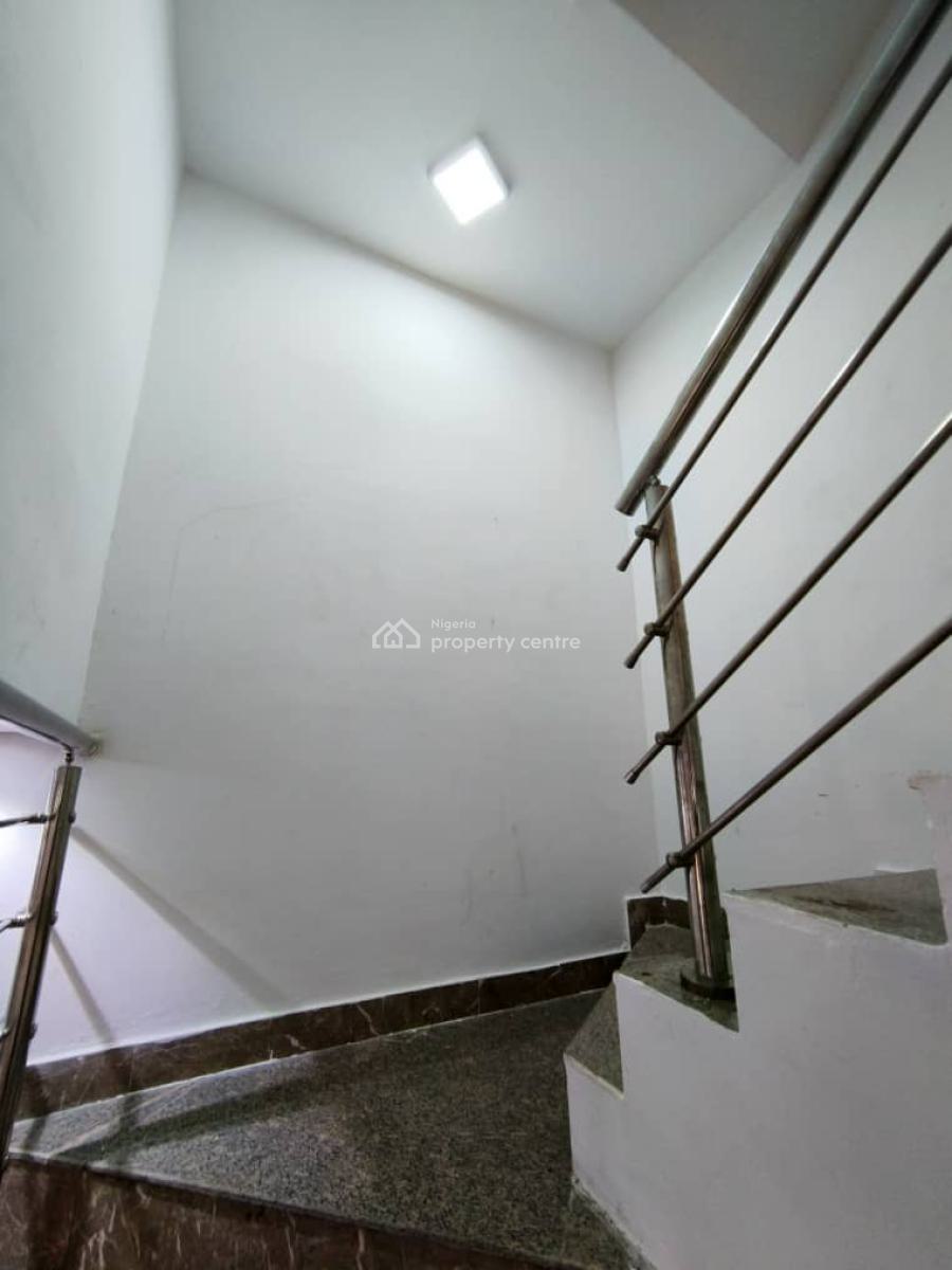 Luxury Spacious 4 Bedroom Terrace  with Bq, Lekki Phase 1, Lekki, Lagos, Terraced Duplex for Rent