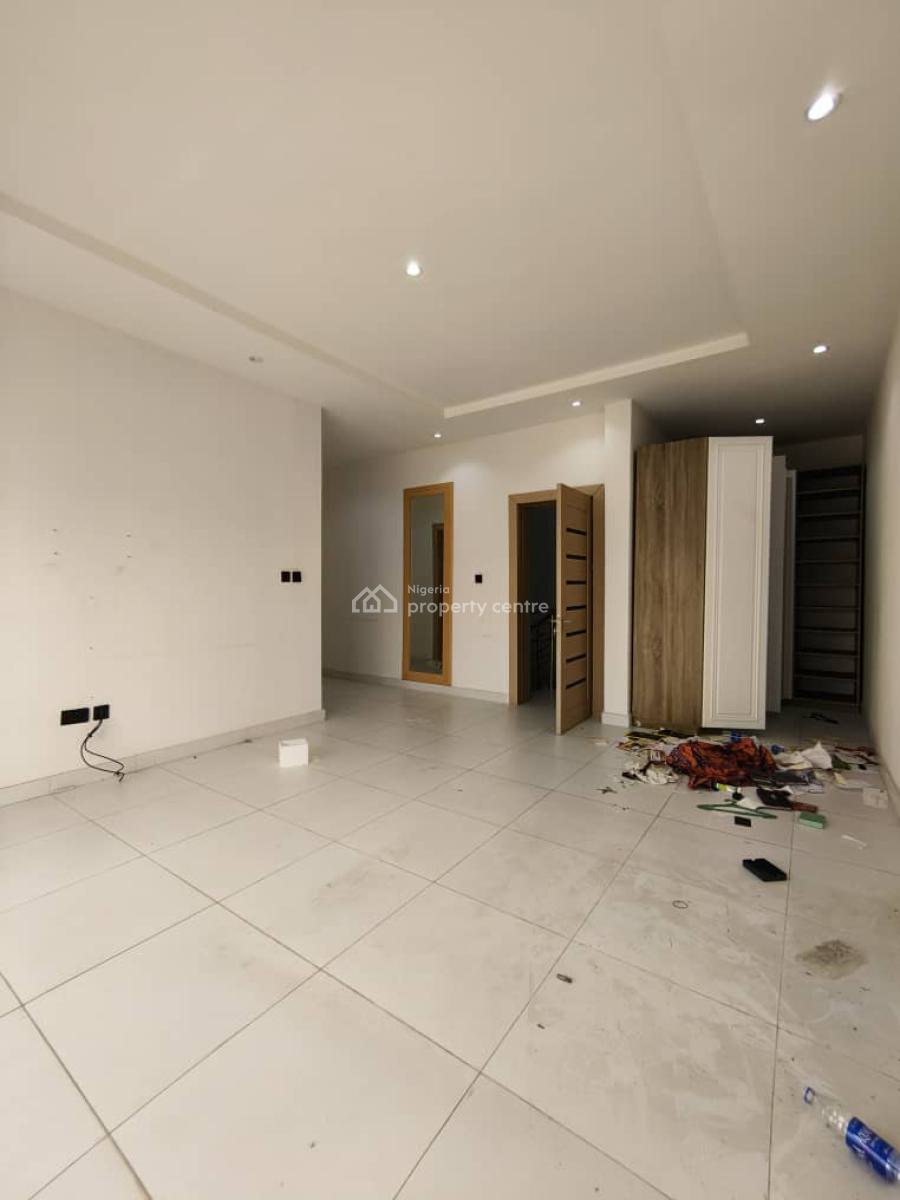 Luxury Spacious 4 Bedroom Terrace  with Bq, Lekki Phase 1, Lekki, Lagos, Terraced Duplex for Rent