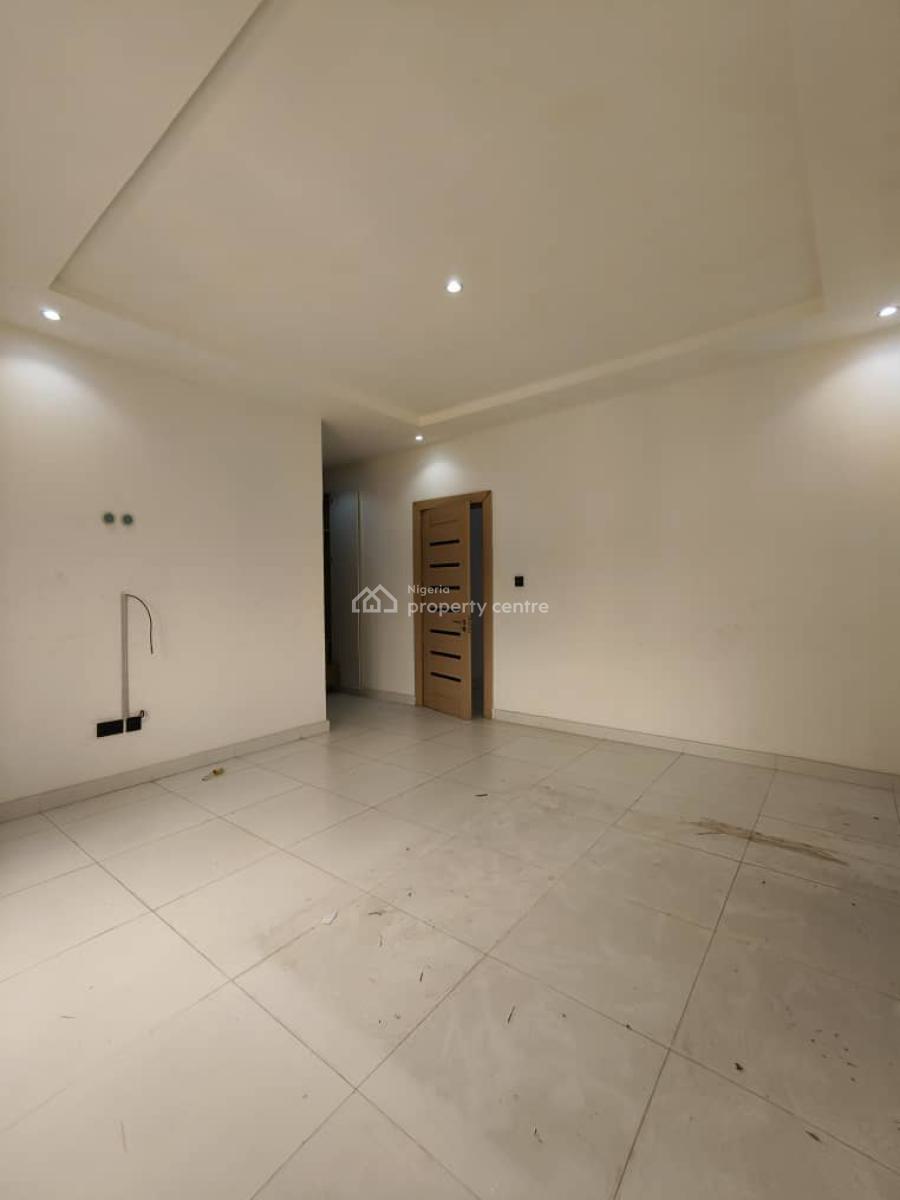 Luxury Spacious 4 Bedroom Terrace  with Bq, Lekki Phase 1, Lekki, Lagos, Terraced Duplex for Rent