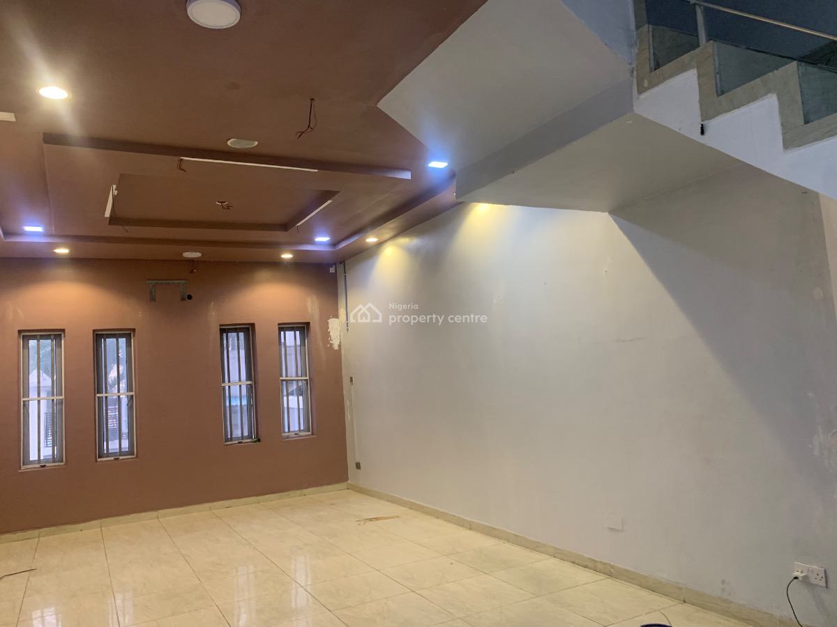 4bedroom Semi Detached Luxury Duplex with a Bq, Chevron, Osapa, Lekki, Lagos, Semi-detached Duplex for Rent