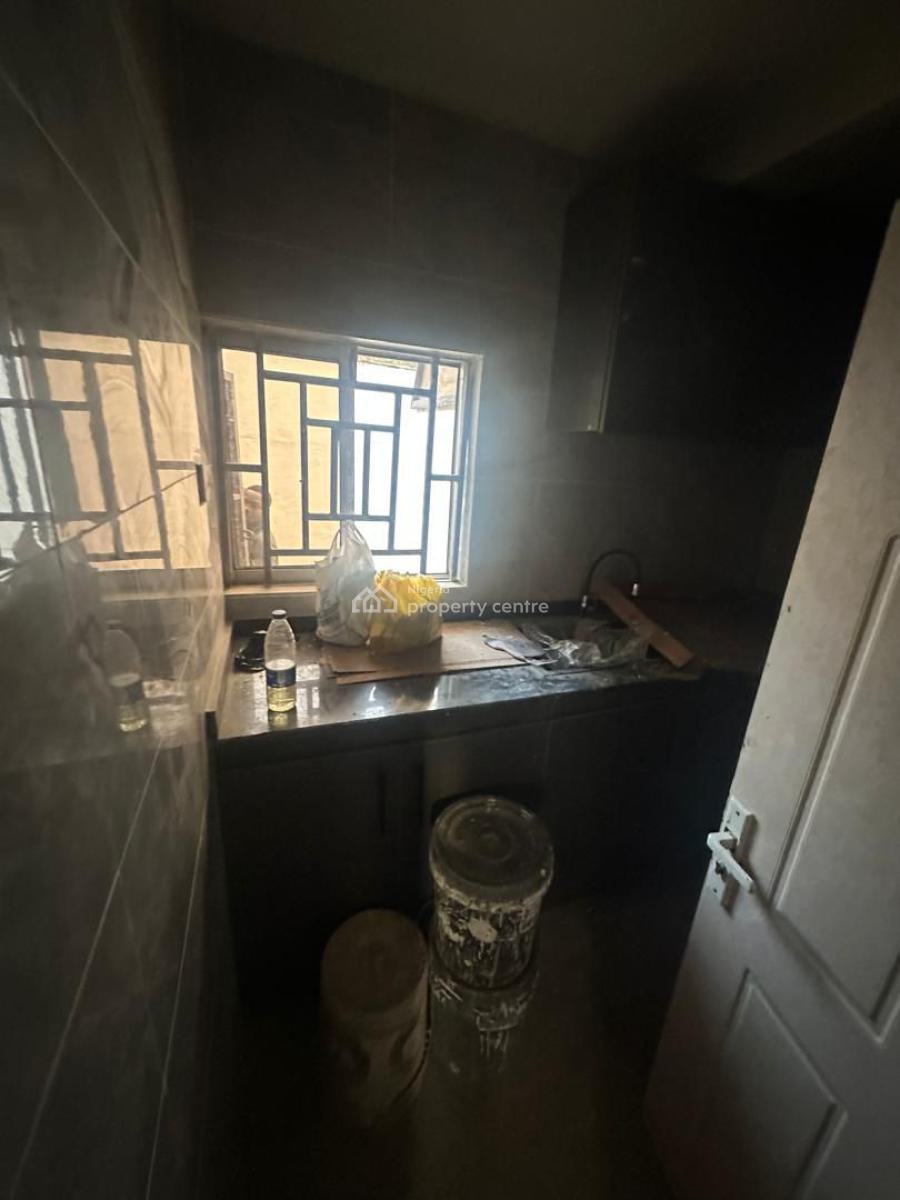 Nice 1 Bedroom Flat, Maitama, Maitama District, Abuja, Flat / Apartment for Rent