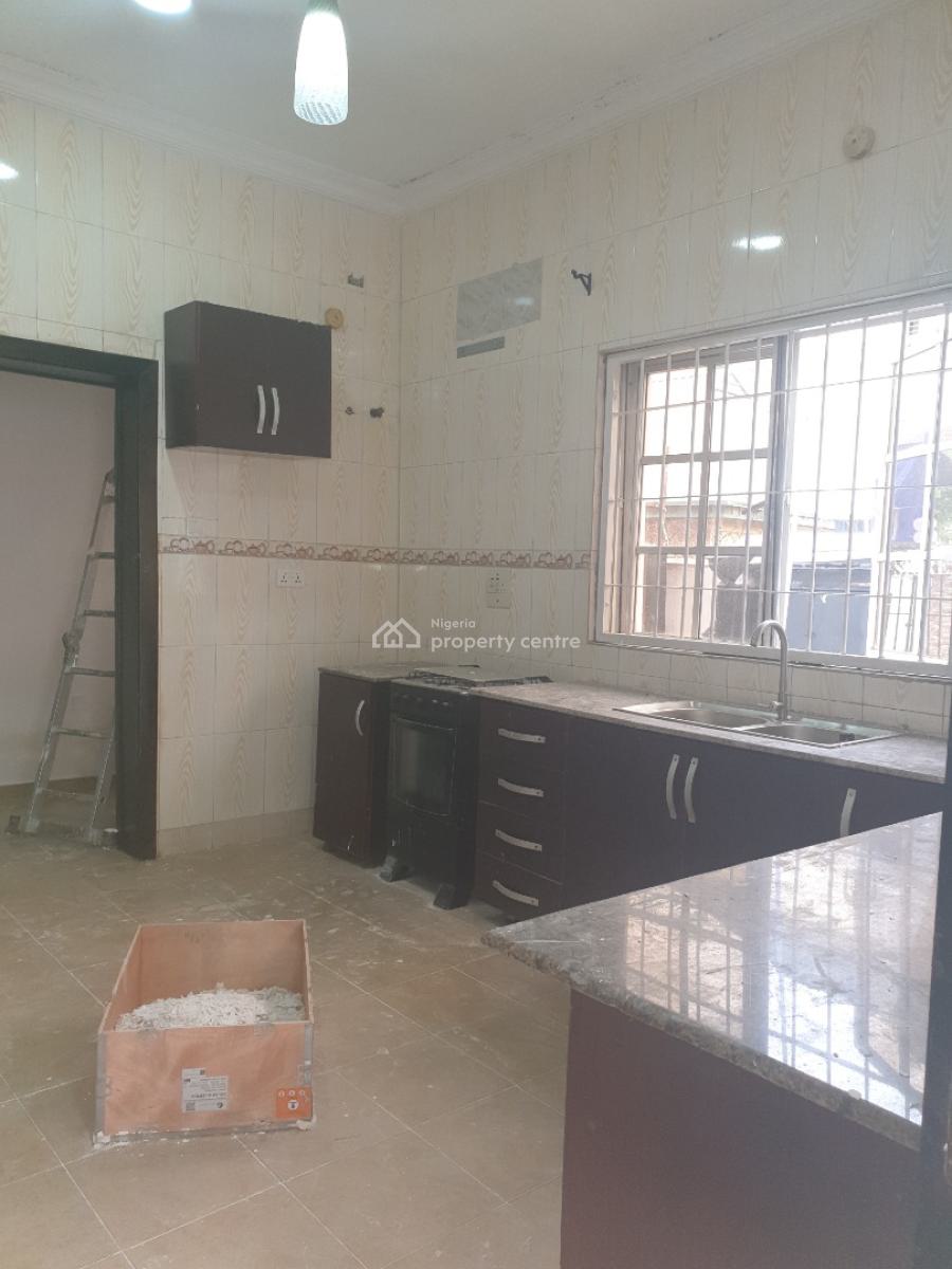 Fully Serviced     Spacious Self Contain, Osapa, Lekki, Lagos, Self Contain (single Rooms) for Rent