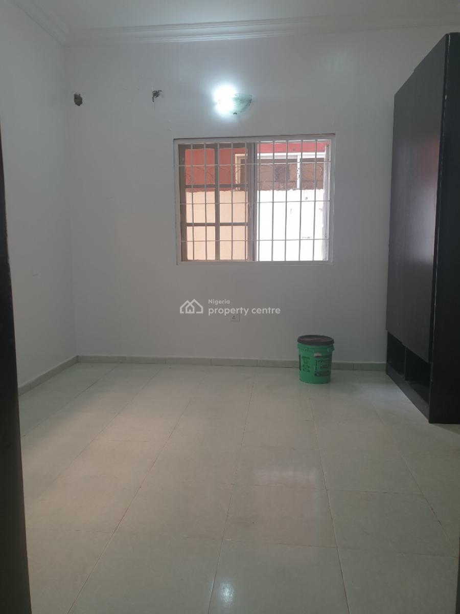 Fully Serviced     Spacious Self Contain, Osapa, Lekki, Lagos, Self Contain (single Rooms) for Rent