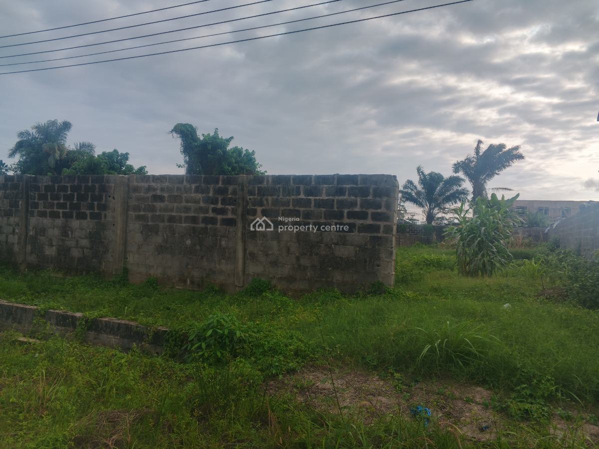 900 Sq Mts Fenced Plot of Land in a Gated Cluster, Off Ogombo Road, Lekki Phase 2, Lekki, Lagos, Residential Land for Sale