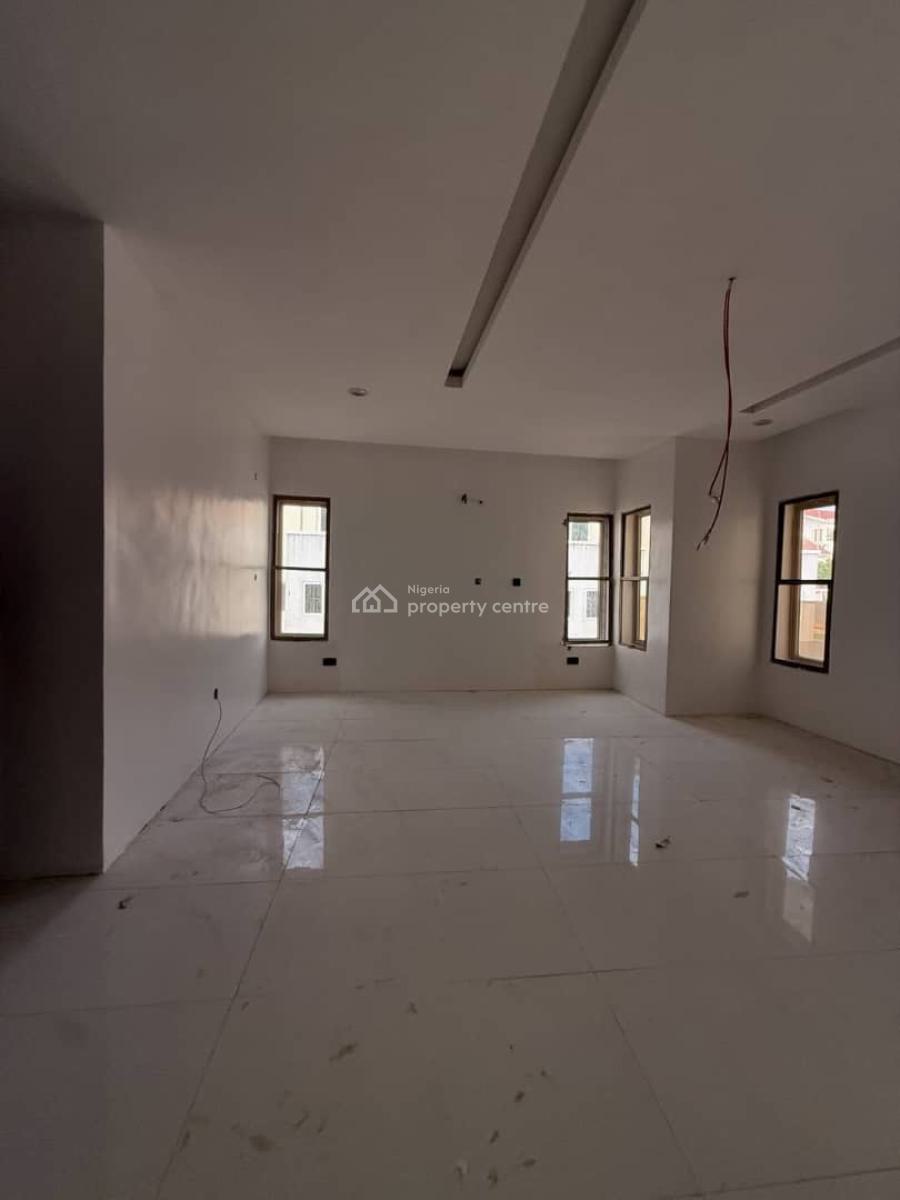 5 Bedroom Fully Detached, Serene Environment, Guzape District, Abuja, House for Sale