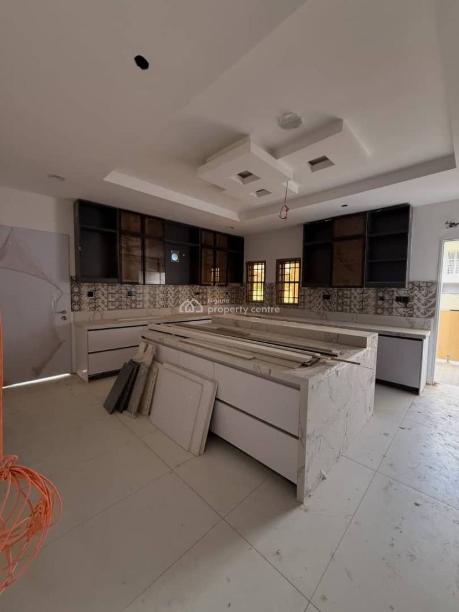 5 Bedroom Fully Detached, Serene Environment, Guzape District, Abuja, House for Sale
