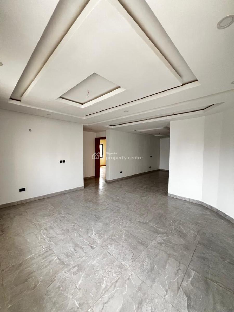 Spacious 2, Bedroom Apartment, Lekki Phase 1, Lekki, Lagos, Flat / Apartment for Rent