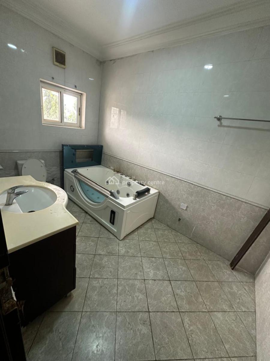 3 Bedroom Terrace, Serene, Maitama District, Abuja, Terraced Duplex for Rent