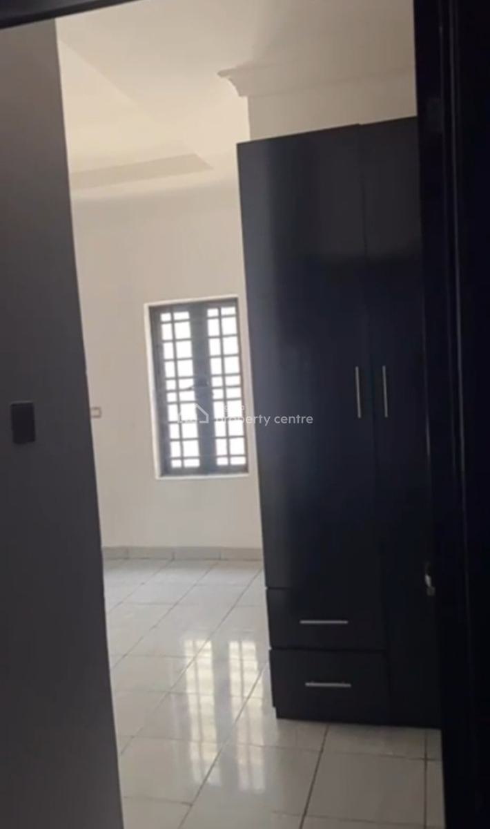 Serviced Room Selfcon in a Shared Duplex, Victoria Crest Estate Orchid Road, Lekki, Lagos, Self Contain (single Rooms) for Rent