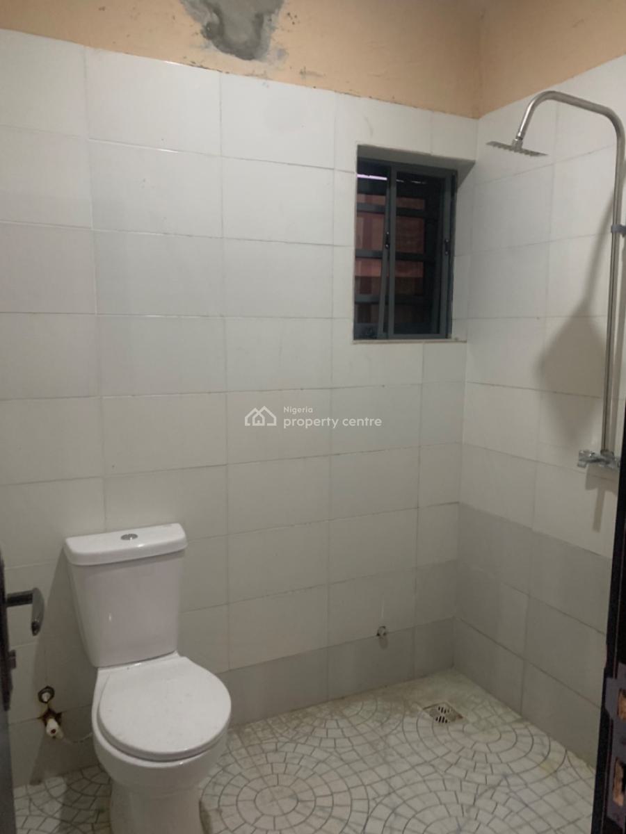 a Single Room Self Contain, Lekki Phase 2, Lekki Expressway, Lekki, Lagos, Self Contain (single Rooms) for Rent