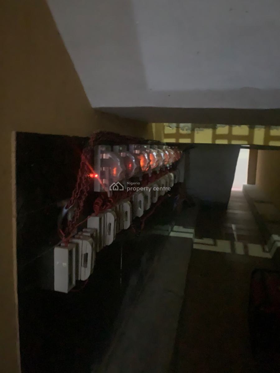 a Single Room Self Contain, Lekki Phase 2, Lekki Expressway, Lekki, Lagos, Self Contain (single Rooms) for Rent