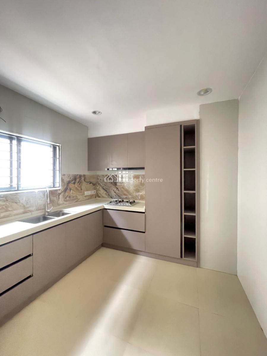 Spaciously Built 4 Bedroom Terrace Duplex with a Room Bq, Ilupeju, Lagos, Terraced Duplex for Sale