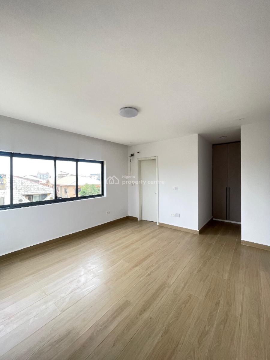 Spaciously Built 4 Bedroom Terrace Duplex with a Room Bq, Ilupeju, Lagos, Terraced Duplex for Sale