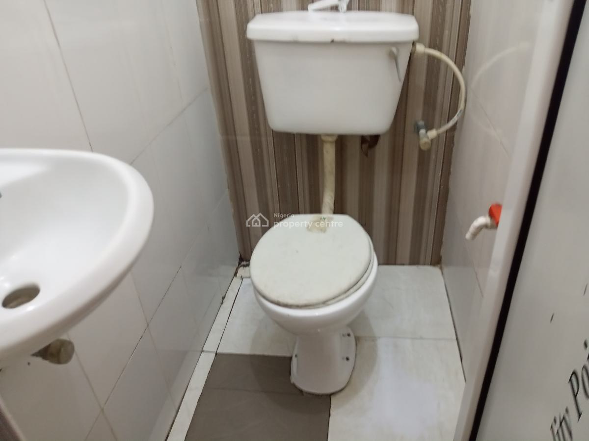a Nice Room and Parlor Miniflat, Avira Estate, Olokonla, Ajah, Lagos, Mini Flat (room and Parlour) for Rent
