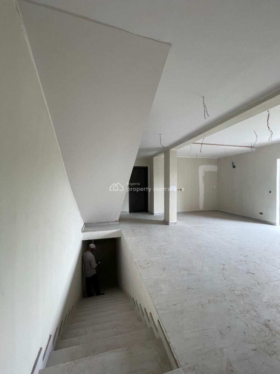 Stunningly Gorgeous 4 Bedroom Terrace Duplex with a Bq, Obanikoro, Shomolu, Lagos, Terraced Duplex for Sale