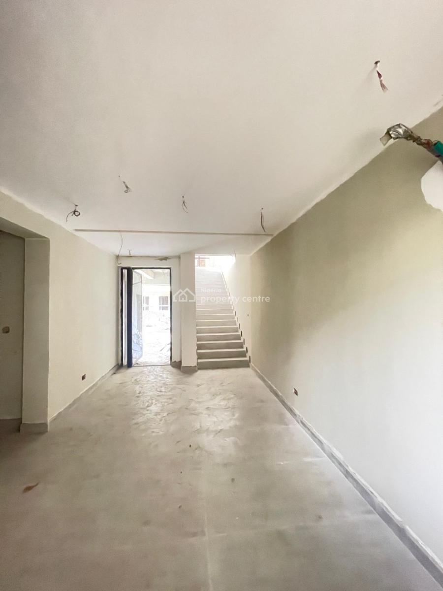 Stunningly Gorgeous 4 Bedroom Terrace Duplex with a Bq, Obanikoro, Shomolu, Lagos, Terraced Duplex for Sale