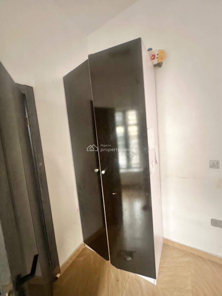 a Room Downstairs in a Shared Apt, Prince Erediawa Close, Agungi, Lekki, Lagos, Semi-detached Duplex for Rent