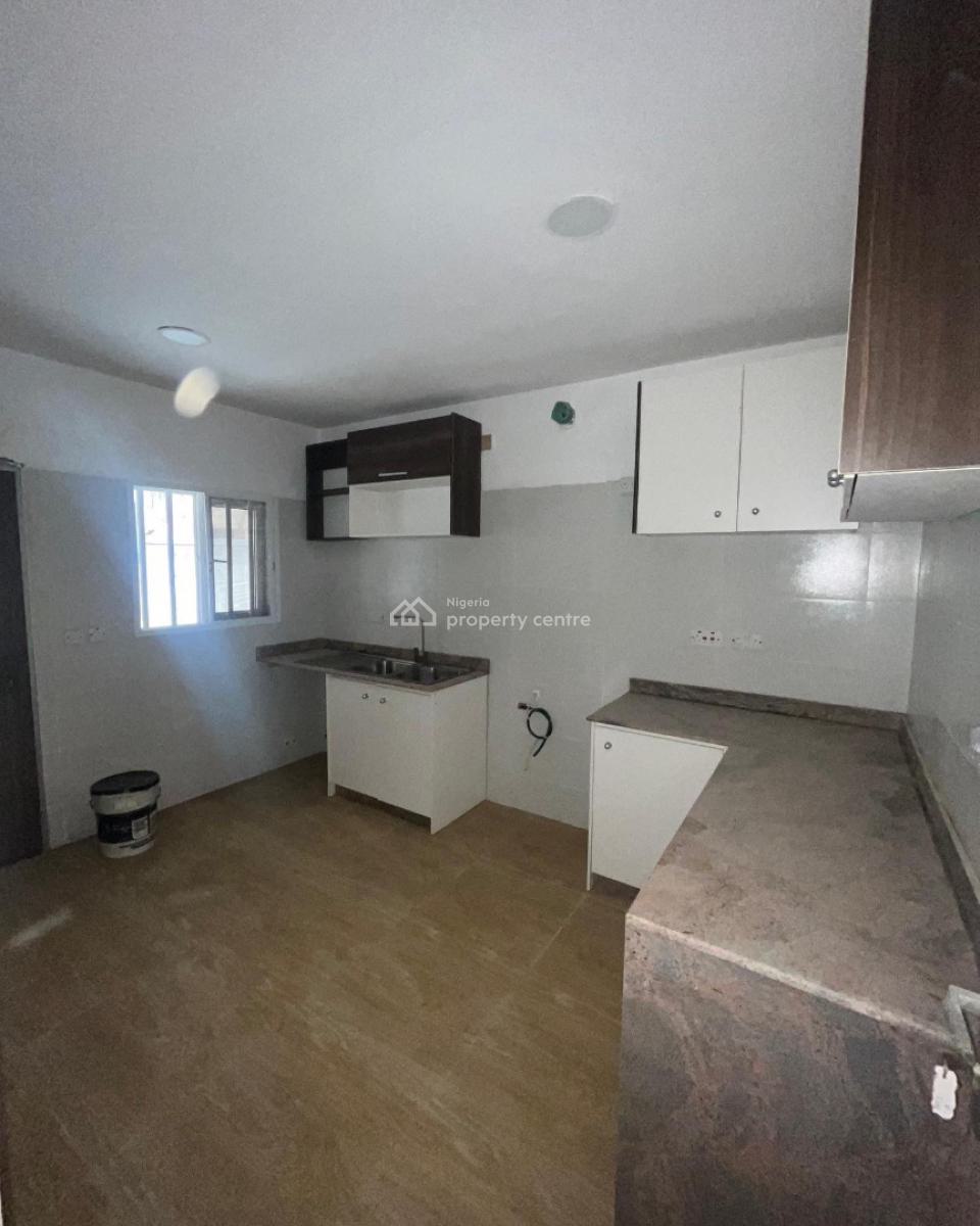 Liveky 3 Bedroom Terrace Duplex with Bq, Chevron New Road, Lekki, Lagos, Terraced Duplex for Sale