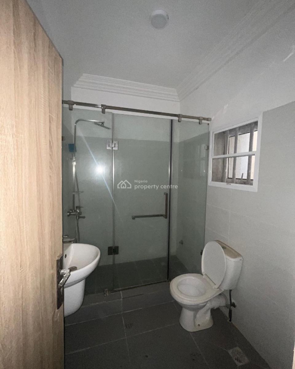Liveky 3 Bedroom Terrace Duplex with Bq, Chevron New Road, Lekki, Lagos, Terraced Duplex for Sale